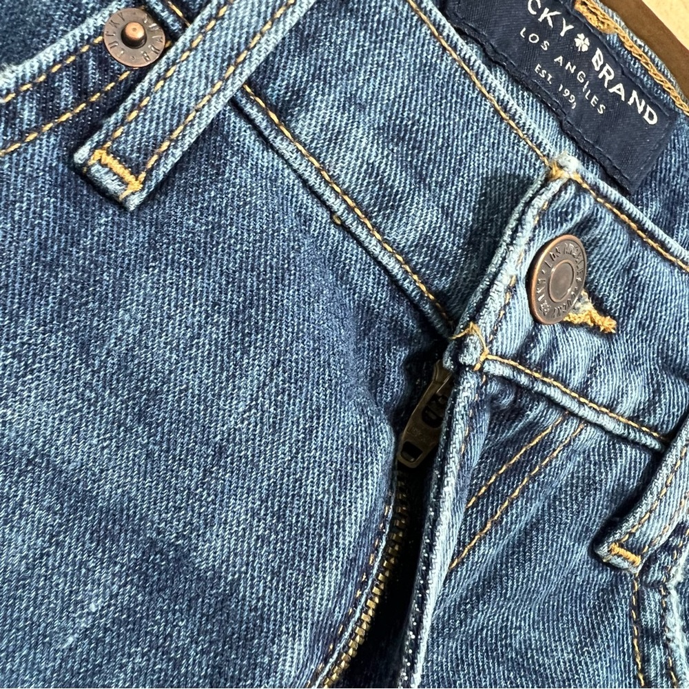 Lucky Brand NWT Aunthentic Series Mid Rise Straight Jeans - Picture 4 of 10